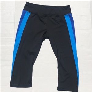 Athletic Works Black/Royal Blue Performance Capris